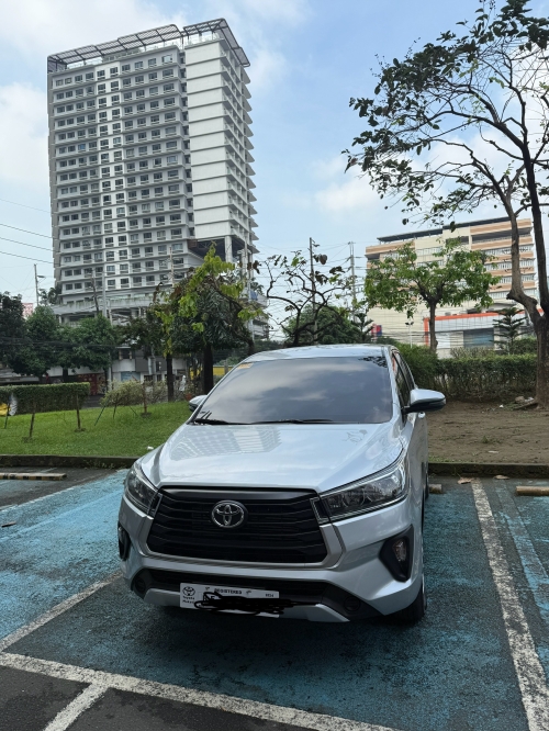 TOYOTA INNOVA